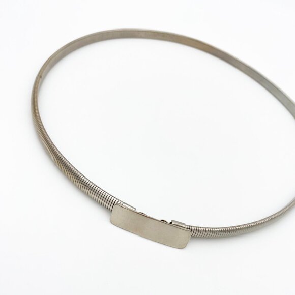 VINTAGE (c. 1980) | Silver Metal Omega Snake Chain Belt | VERY GOOD!!! - Picture 3 of 5